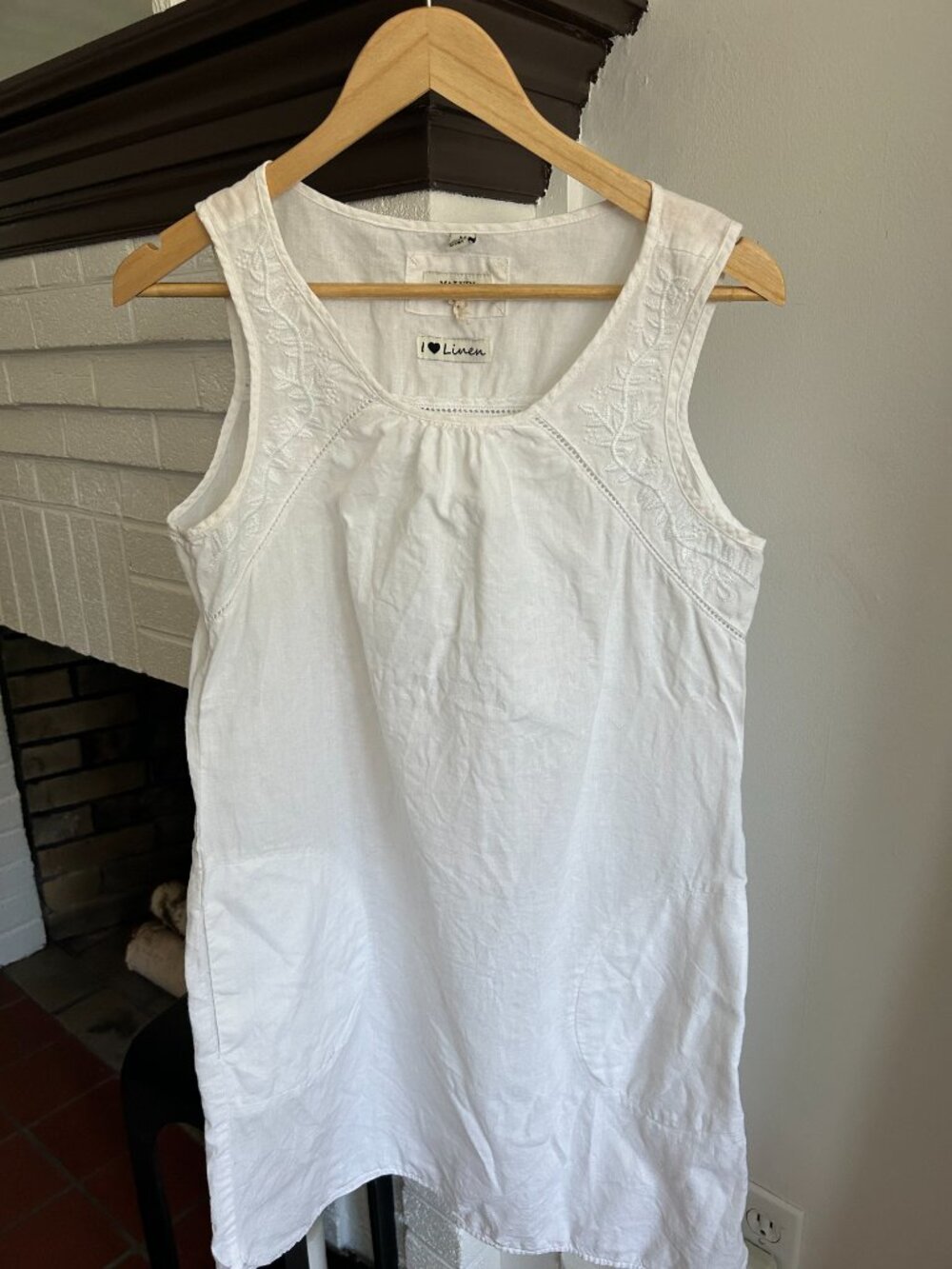Malvin I Love Linen White Sleeveless Dress with Pockets Size M